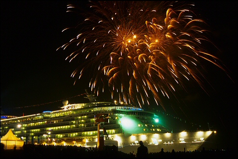 Freedom of the Seas fireworks 2