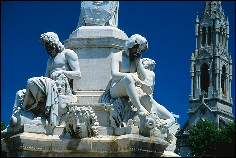 Pradier fountain in Nîmes