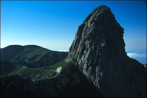 Roque de Agando 1250m